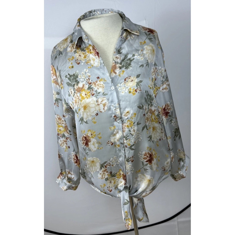 Cloud Chaser Women's Sz M Button Down Shirt Dusty Blue Yellow Orange Floral 3/4